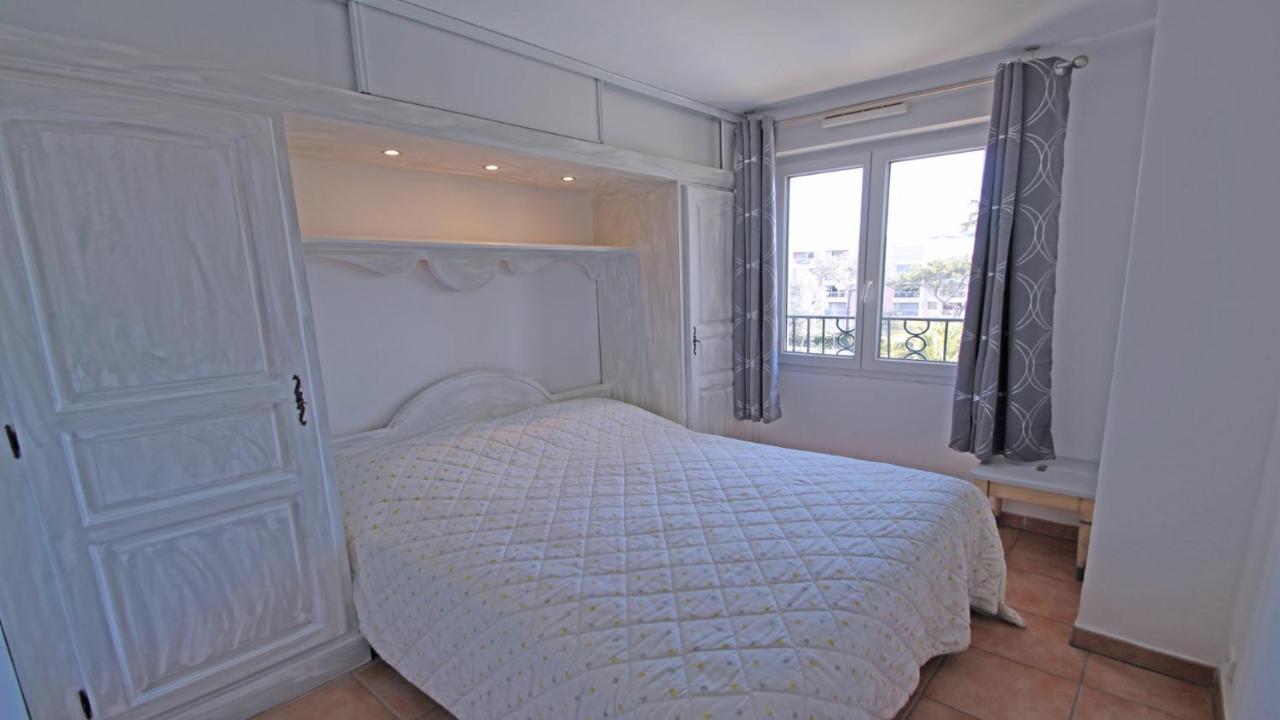 Port Marine Apartment Sainte-Maxime Exterior photo